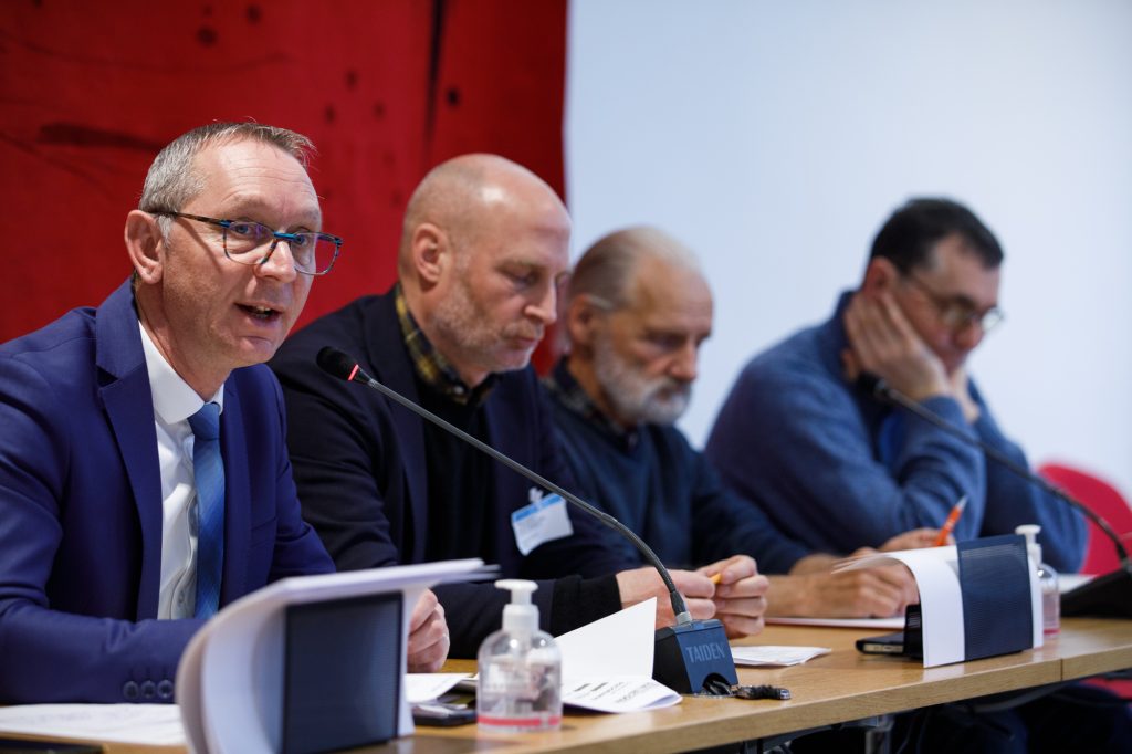 Colloque Pollinis sur la règlementaion OGM