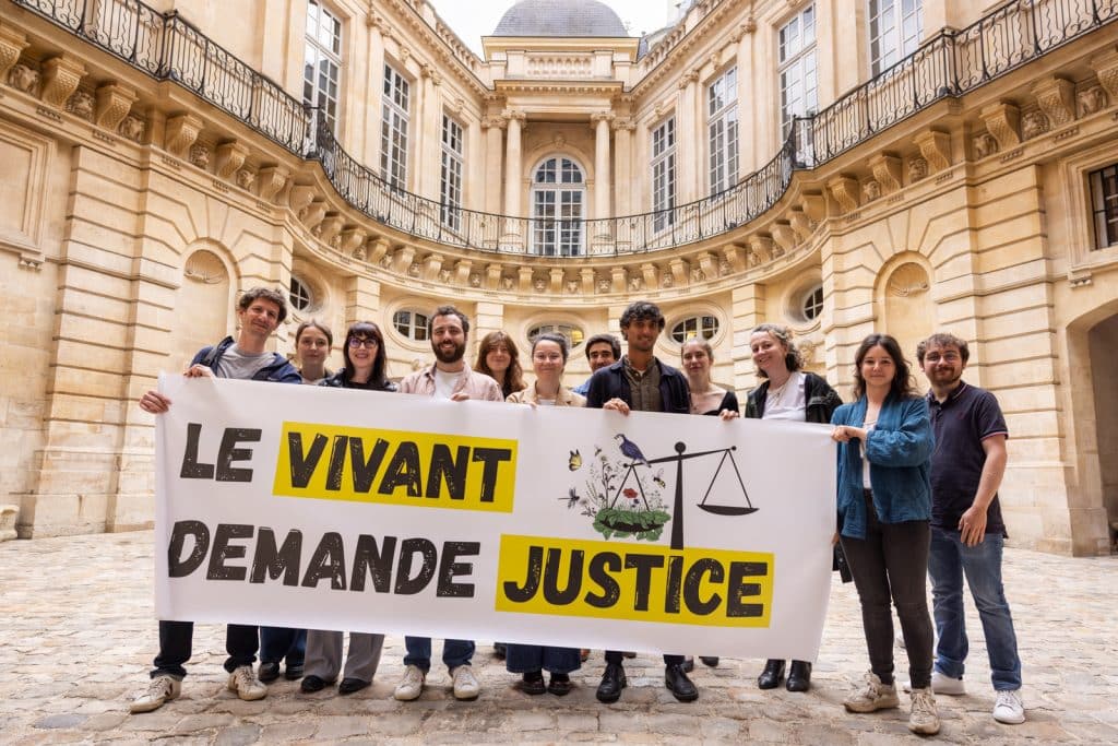 Le 6 juin, les associations de la coalition Justice pour le Vivant étaient réunies pour une audience face à l'Etat et au lobby des pesticides Phyteis, devant la cour administrative d'appel.