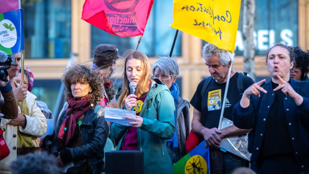 Joséphine Dubois , La marche Printemps bruyant